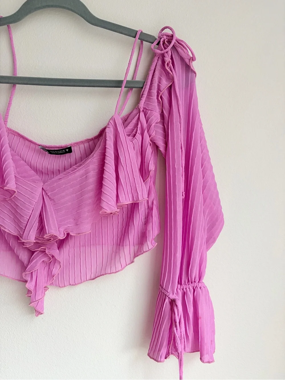 Zara Pink Off-Shoulder Ruffle‎ Crop Top